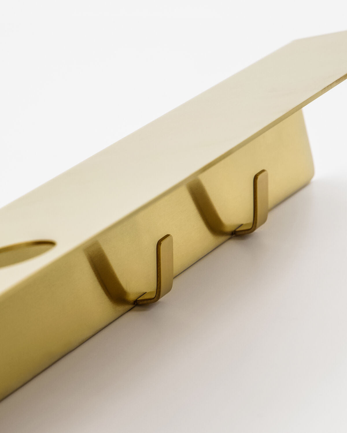 Soporte botes con ganchos dorado | Meraki
