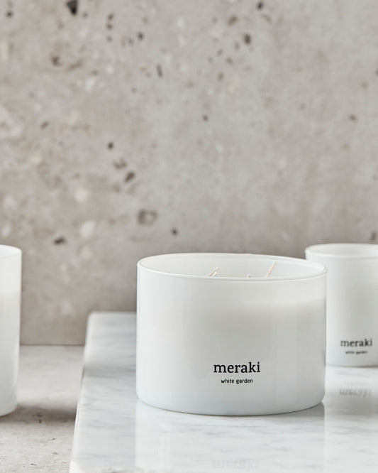 Vela Aromática White Garden 340 gr | Meraki